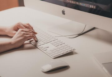 écrire via un clavier d'ordinateur